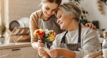 Những con giáp nữ được lòng mẹ chồng, hạnh phúc hôn nhân không thể vượt qua